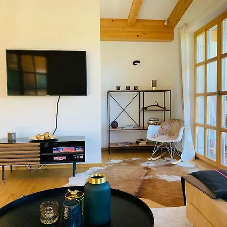 펜션 Charmantes Chalet-eckhaus Mit Alpenflair Am Wilden Kaiser *